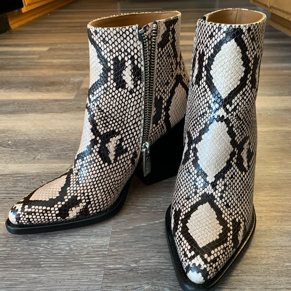 NWOT Chloe rylee python booties authentic - Picture 3 of 8